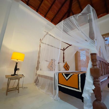 Blue Kite Family Resort Kalpitiya Esterno foto