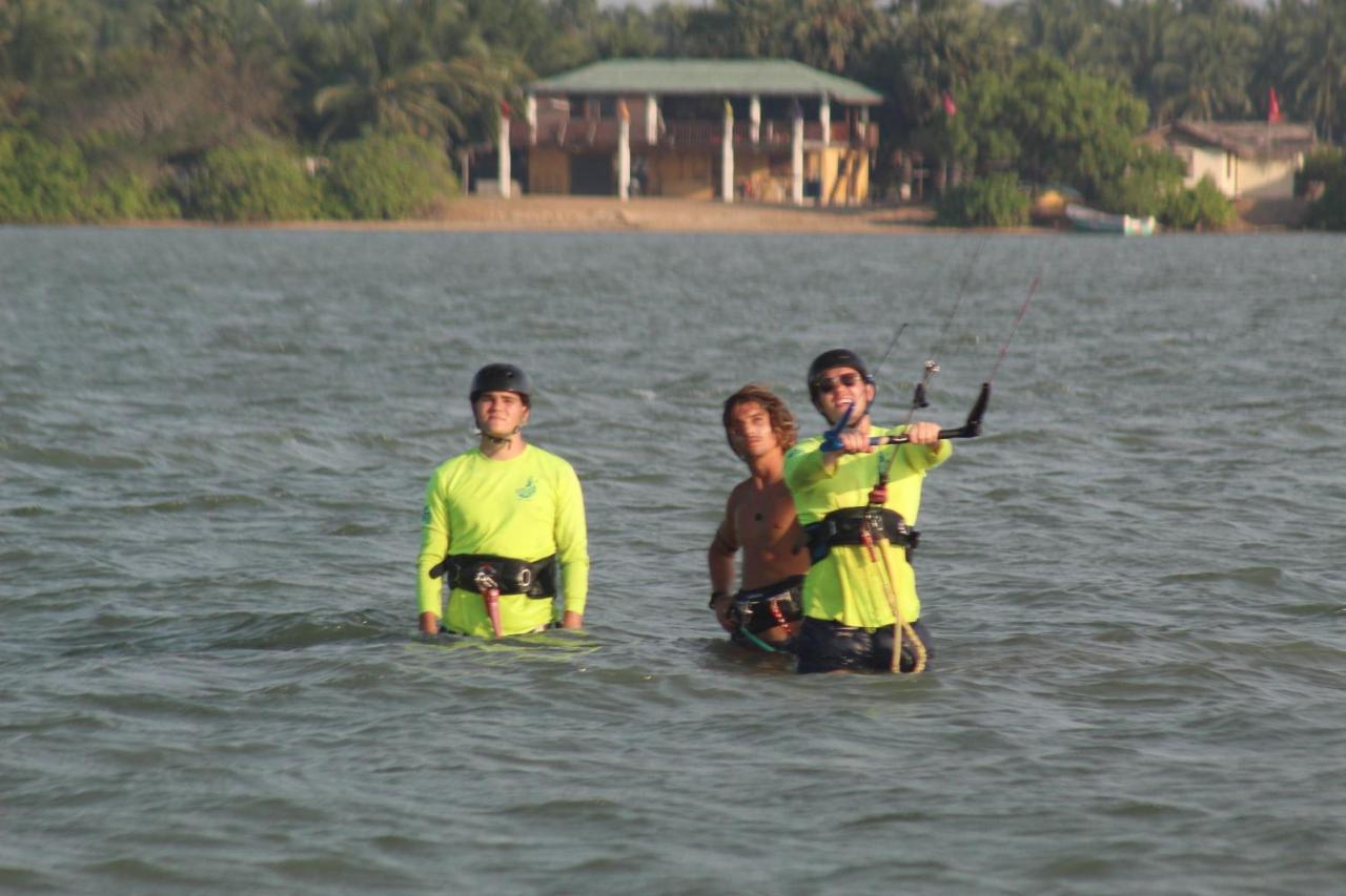 Blue Kite Family Resort Kalpitiya Esterno foto