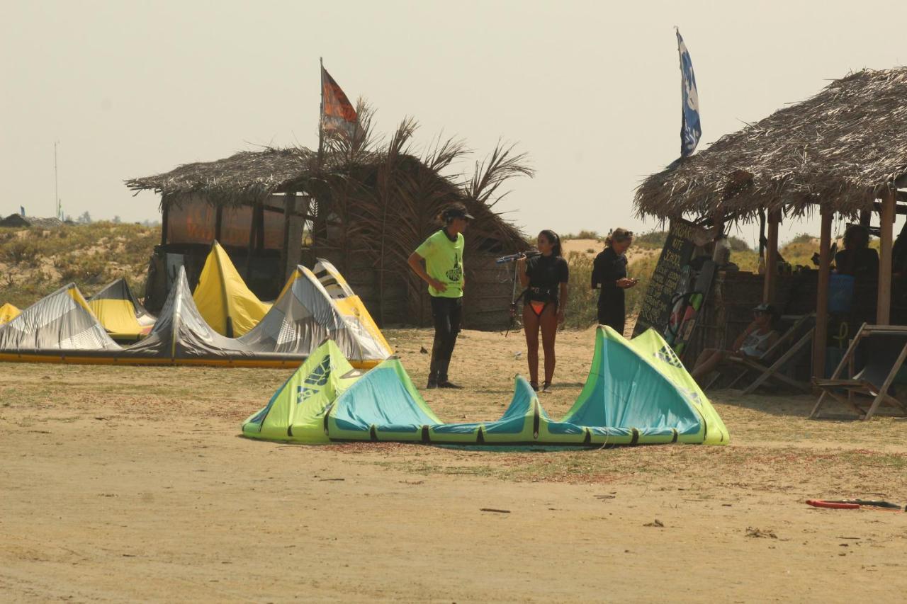 Blue Kite Family Resort Kalpitiya Esterno foto